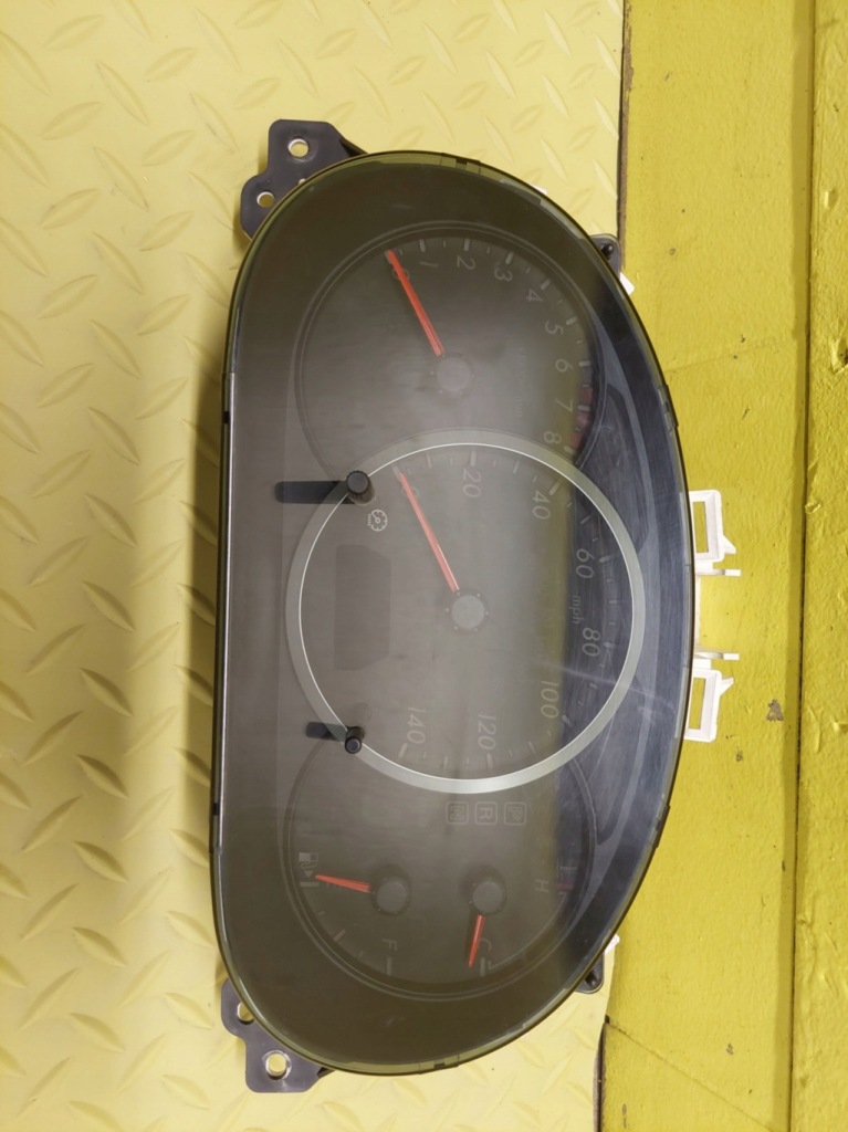 фото №1, Mazda 5 2.3 счетчик приборы c23555430