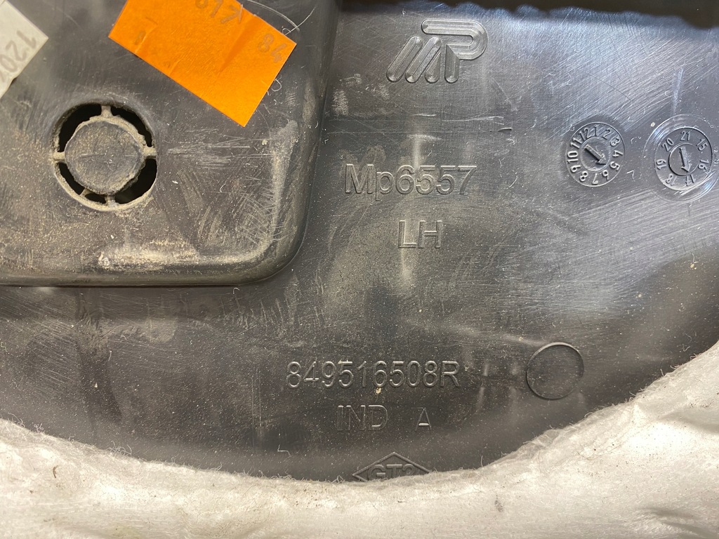 фото №8, Обивка обшивка багажника левый dacia duster i 849516508r