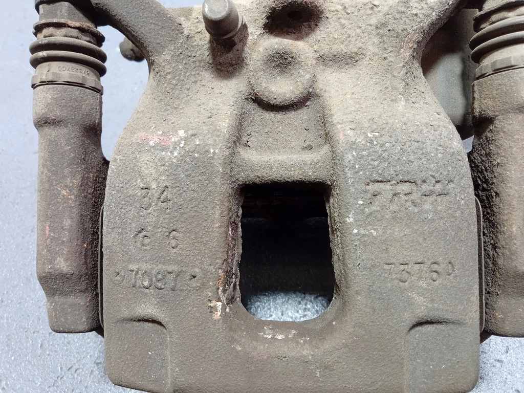 фото №7, Honda hr-v ii 1.5b суппорт задняя левый скоба