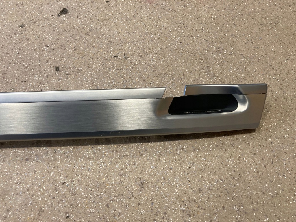 Обшивка дверь задних задний  сторона правая bmw 7 f01 f02 f03 f04 9147166 с Разборки