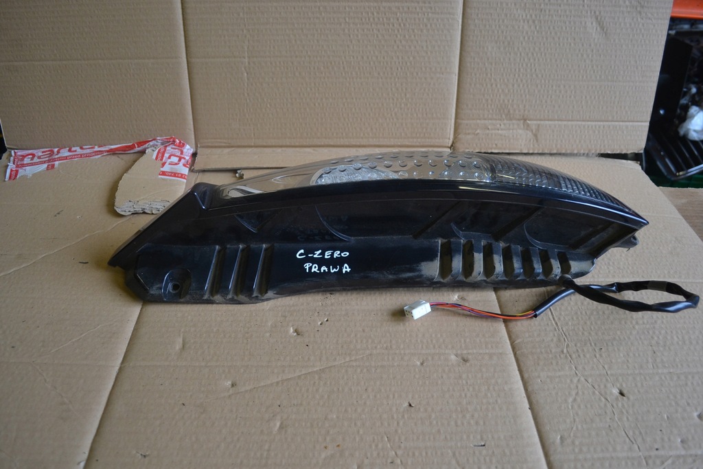 фото №9, Лампа задня ліва права peugeot ion c-zero i-miev