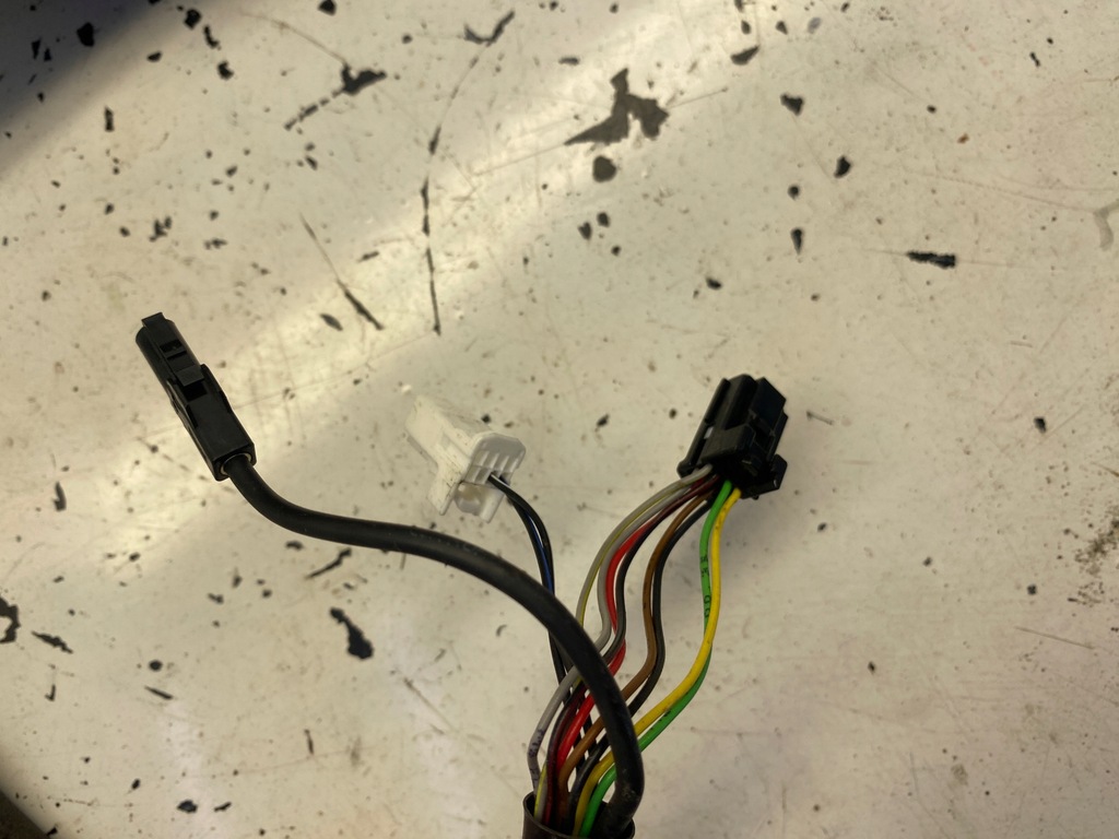 фото №10, Nissan leaf ii зеркало левая 8+2 pin антенна