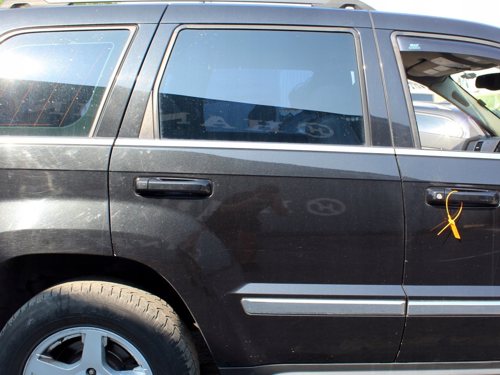 фото №1, Дверь правый задняя jeep grand cherokee wk 05-10 pxr