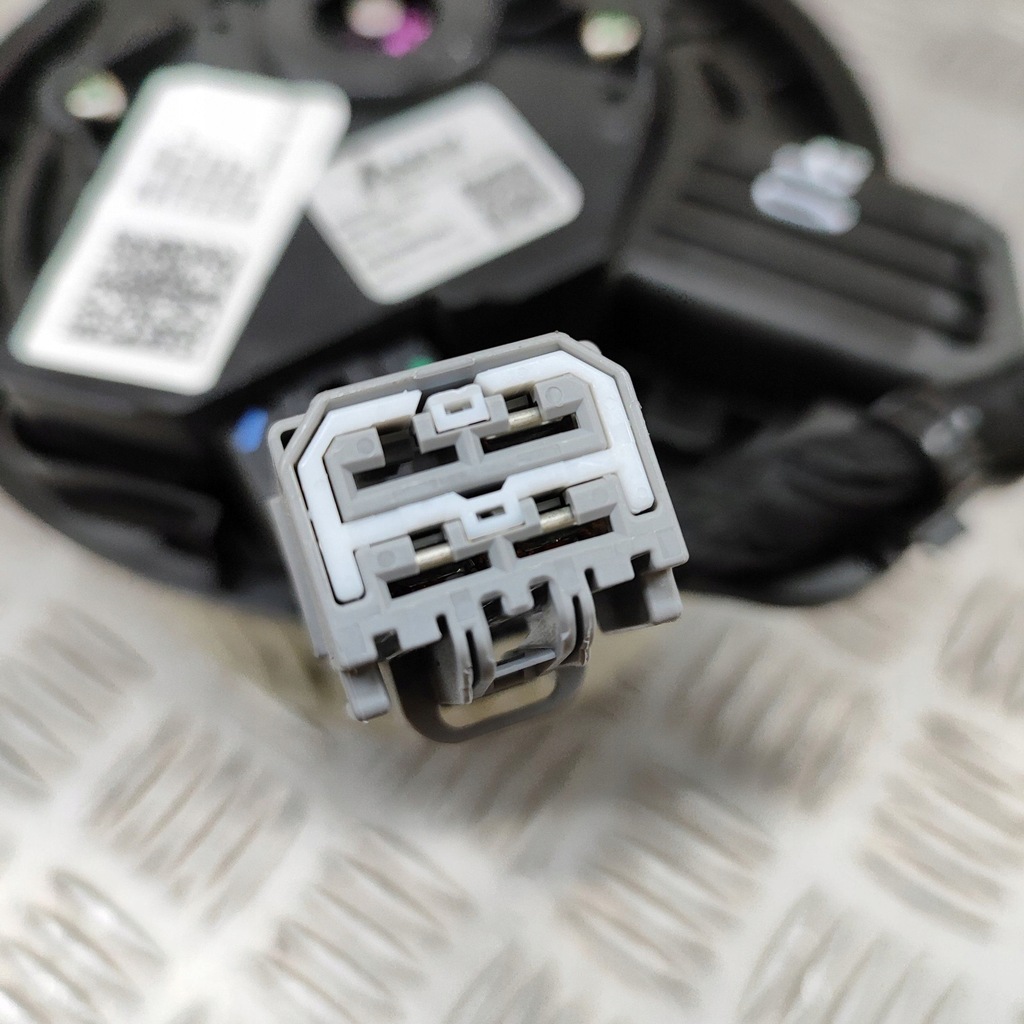 фото №8, Tesla model y 2024 вентилятор обдув / повітродувка