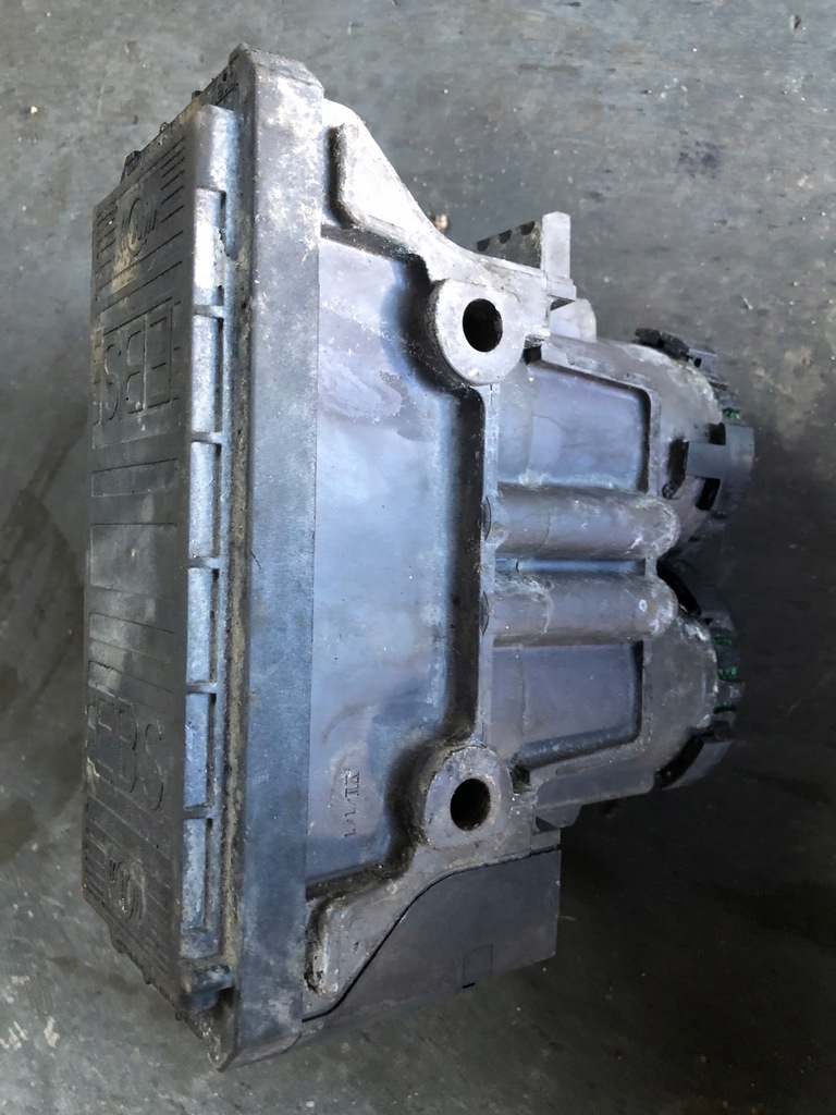 фото №1, Задній клапан ebs renault midlum 21122035 k020022