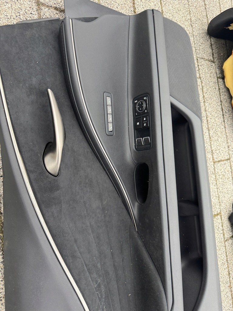 фото №11, Lexus lc lc500 lc 500 5.0 сиденье сиденья заднее сиденье салон usa обивка