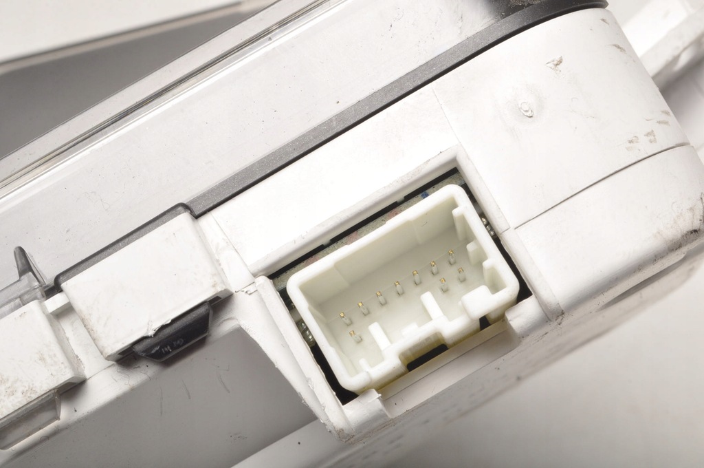 фото №7, Volvo c30 s40 v50 c70 2.4 d5 180 km счетчик приборы 30695998