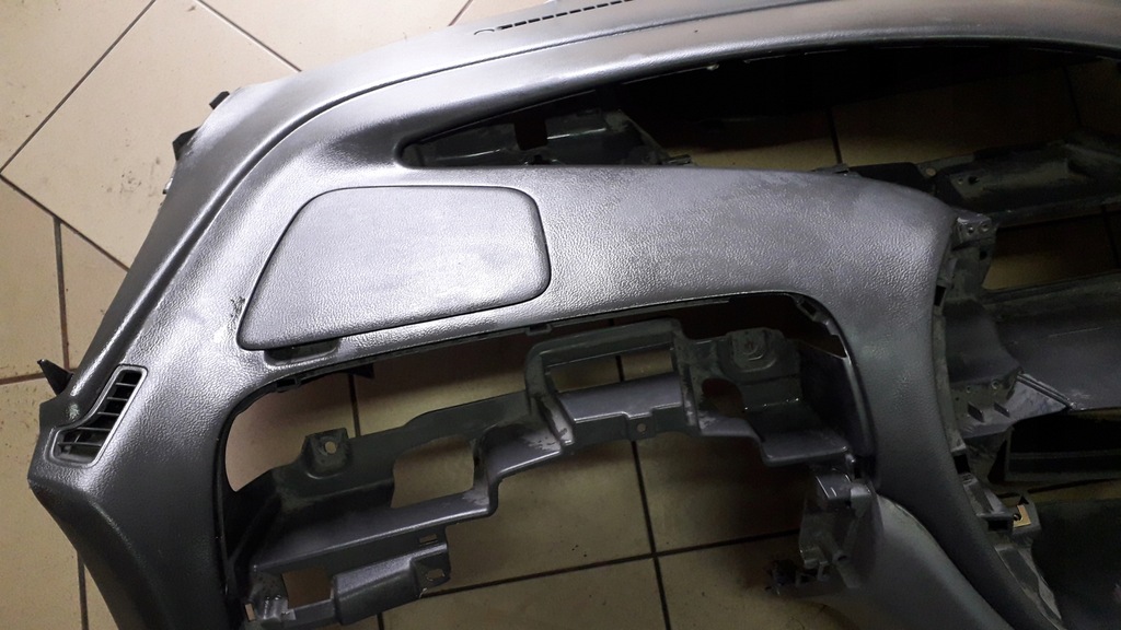 фото №12, Toyota previa 00-06 консоль с подушки eu