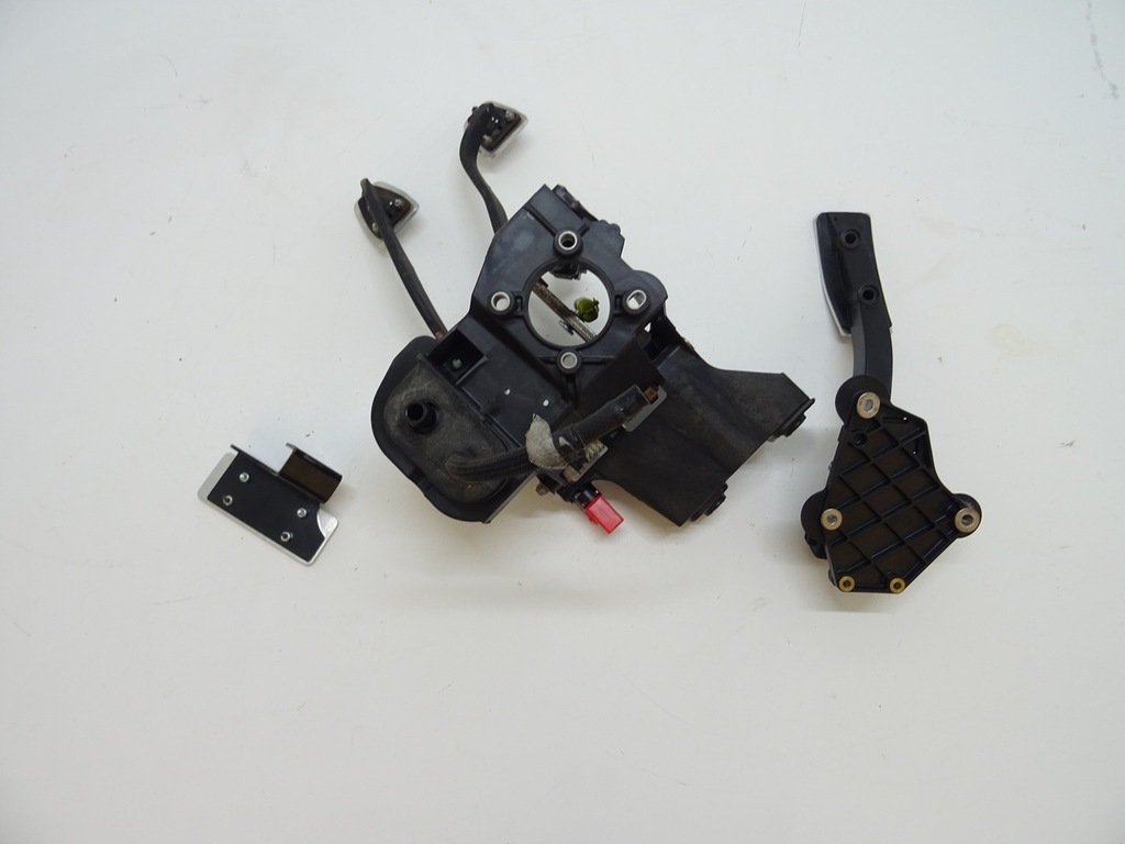 фото №9, 2010 mustang roush gt механічна коробка передач педаль гальма газу зчеплення накладки na педалі