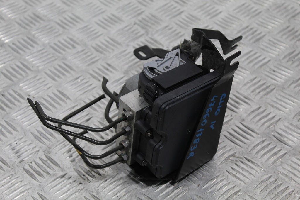 фото №1, Насос abs clio iv 476601283r