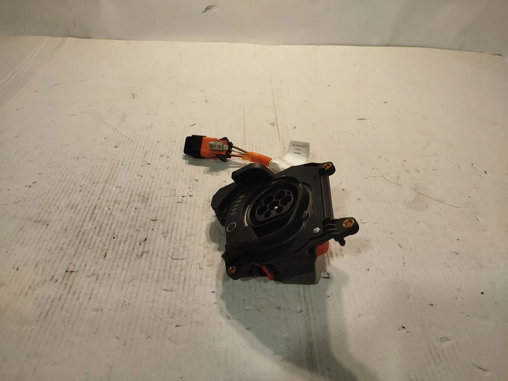 фото №12, Разъём зарядки гибрид hybrid jeep renegade plug-in