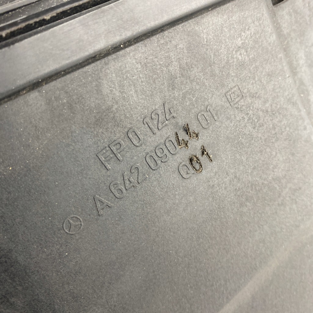 фото №9, Корпус фильтра левая правая mercedes v6 3.0cdi c e cls glk w212 c218 x218