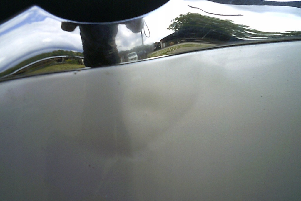 фото №4, Toyota corolla verso 01-04 капот лак 1e7