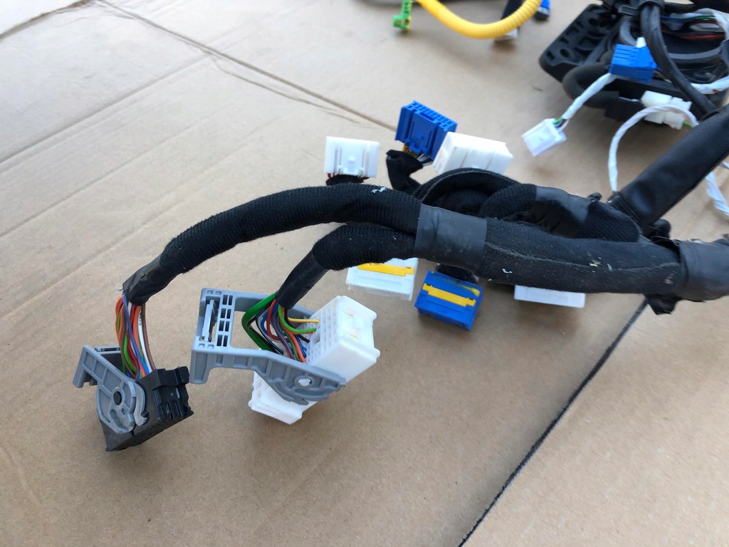 фото №12, Hyundai i30n i30 iii n lift 2020- джгут електропроводка pod панель