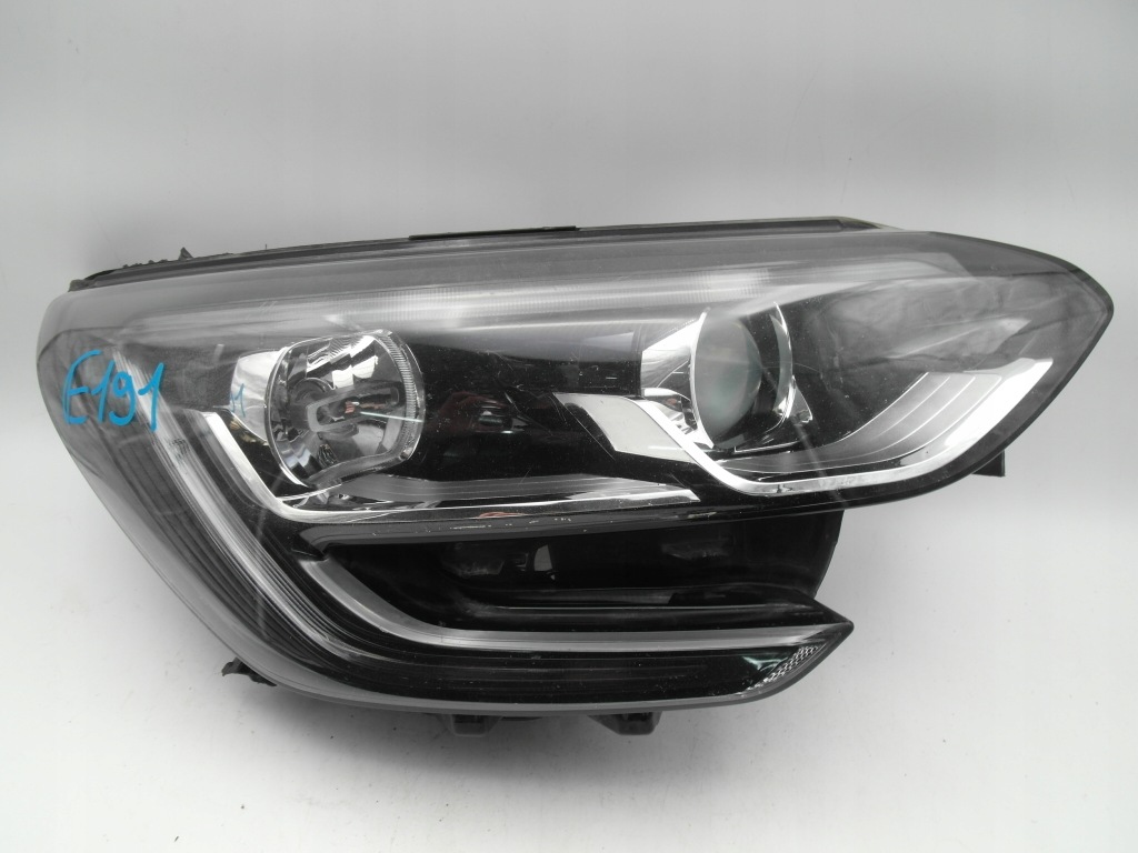 Купити Фара передня перед правий renault megane iv led 260108478r nr99