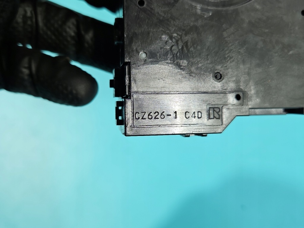 фото №7, Датчик kąta повороту toyota auris ii 89245-02060 5pin