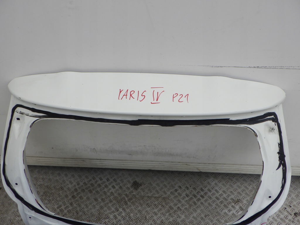 фото №5, Крышка багажника задняя задняя toyota yaris iv