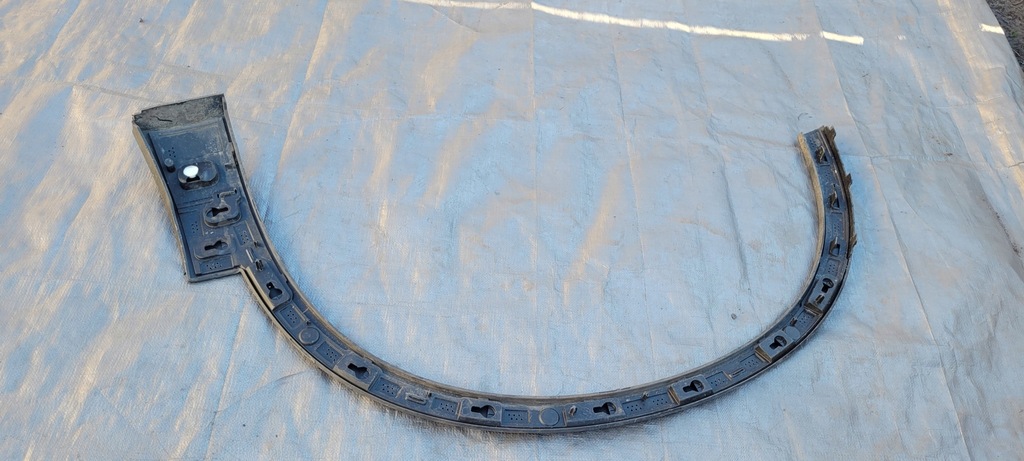 фото №7, Volvo xc40 молдинг na крыло правый перед