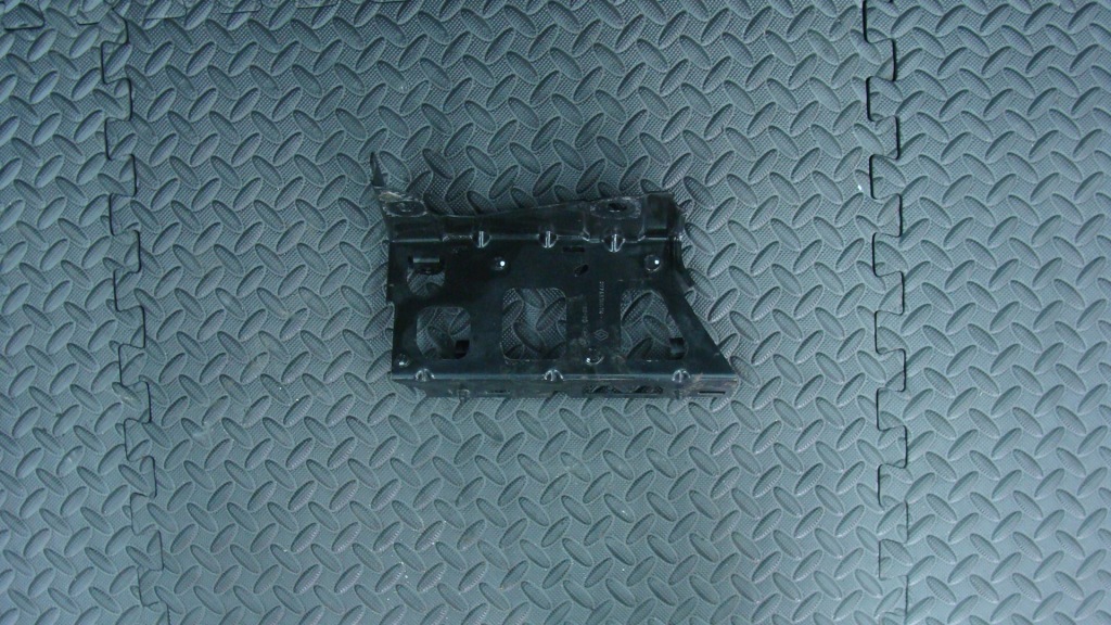 фото №2, Кронштейн кронштейн датчики renault master 227a81661r