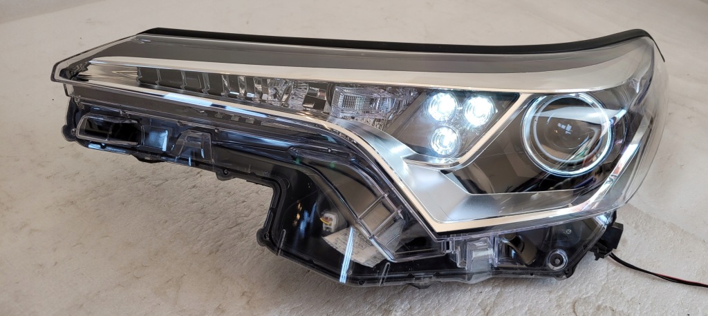 фото №2, Лампа перед левая led toyota c-hr chr 2016-