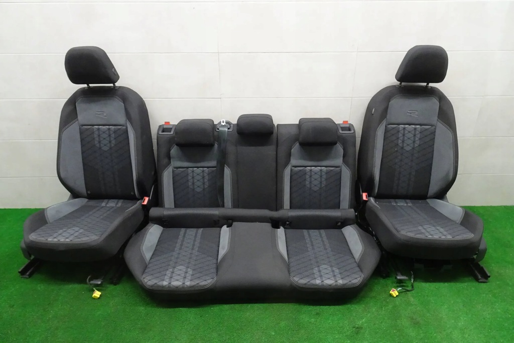 фото №1, Vw taigo r-line - сидіння заднє сидіння