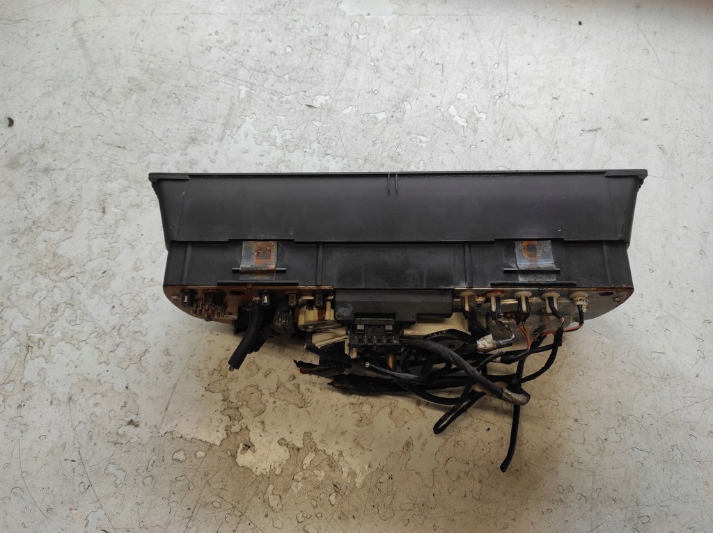 фото №9, Mercedes e w124 84- 4matic 3.0 счетчик приборы