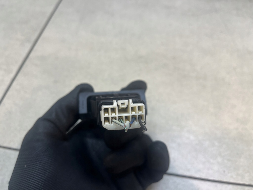 фото №6, Кнопка света аварийных mazda mpv 2.0 d lc62664h0