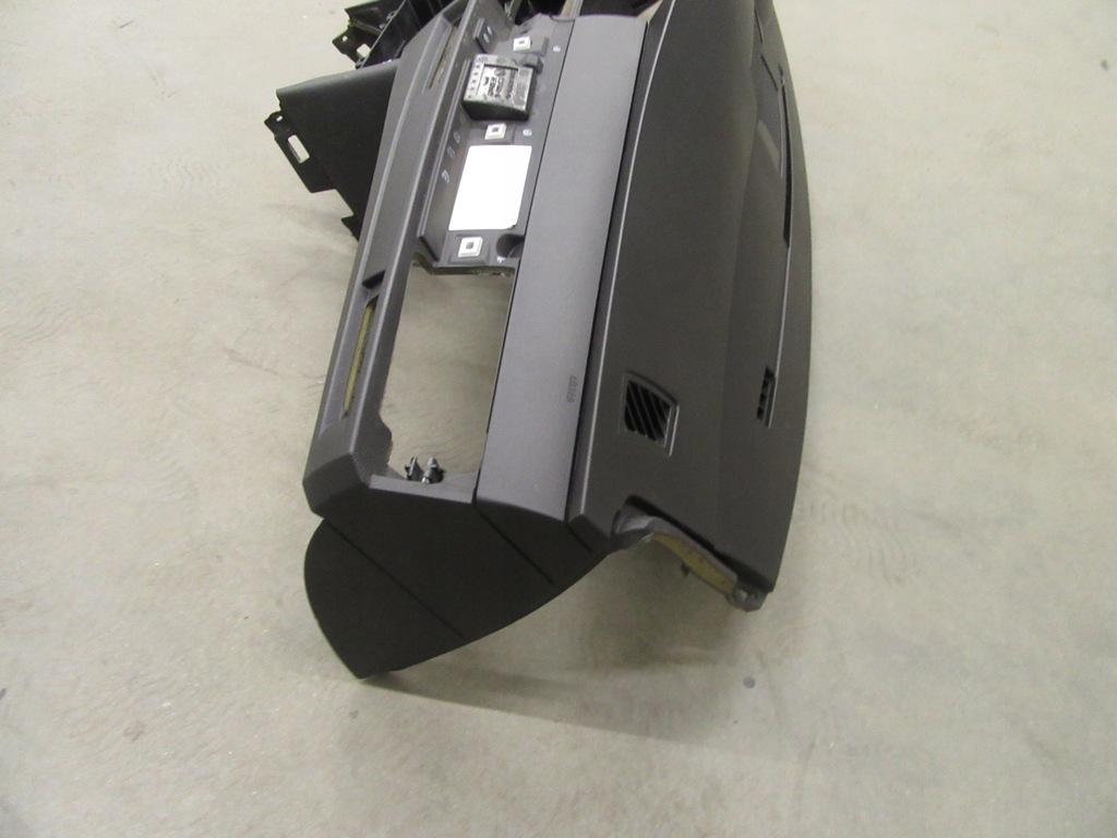 фото №12, Панель приладів приладова bmw 5 e60 e61 europa 05-07r. чашки czarna