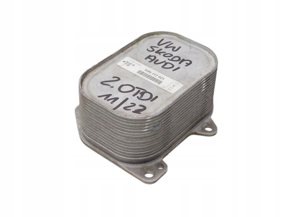 фото №13, Радиатор масла vw golf vii 03n117021