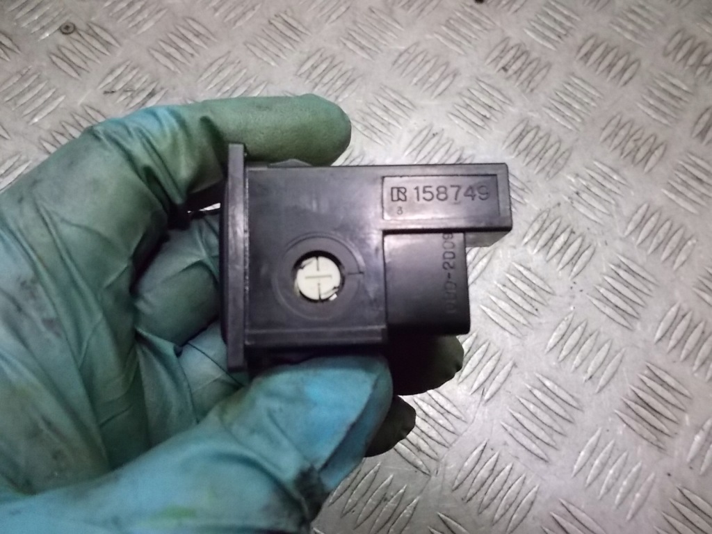 фото №5, Выключатель вентилятора радиатора toyota land cruiser j9 3.0 d4d