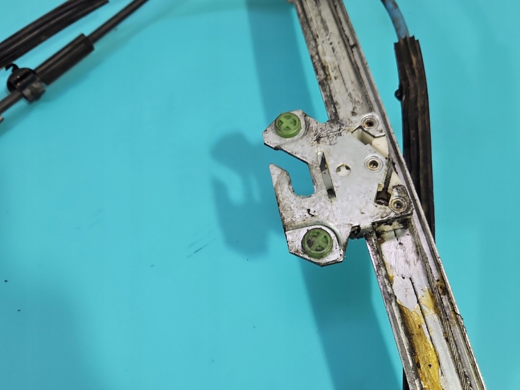 Підйомник передні  правий скло підйомник alfa romeo gt 6pin 606815920 3d - в Україні