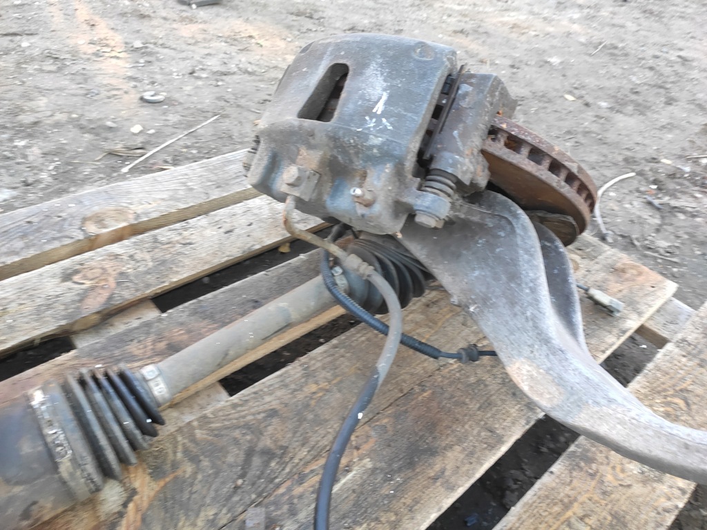 фото №13, Jeep grand cherokee wk 3.0crd commander xk поворотный кулак ступица приводной вал суппорт оригинальный номер