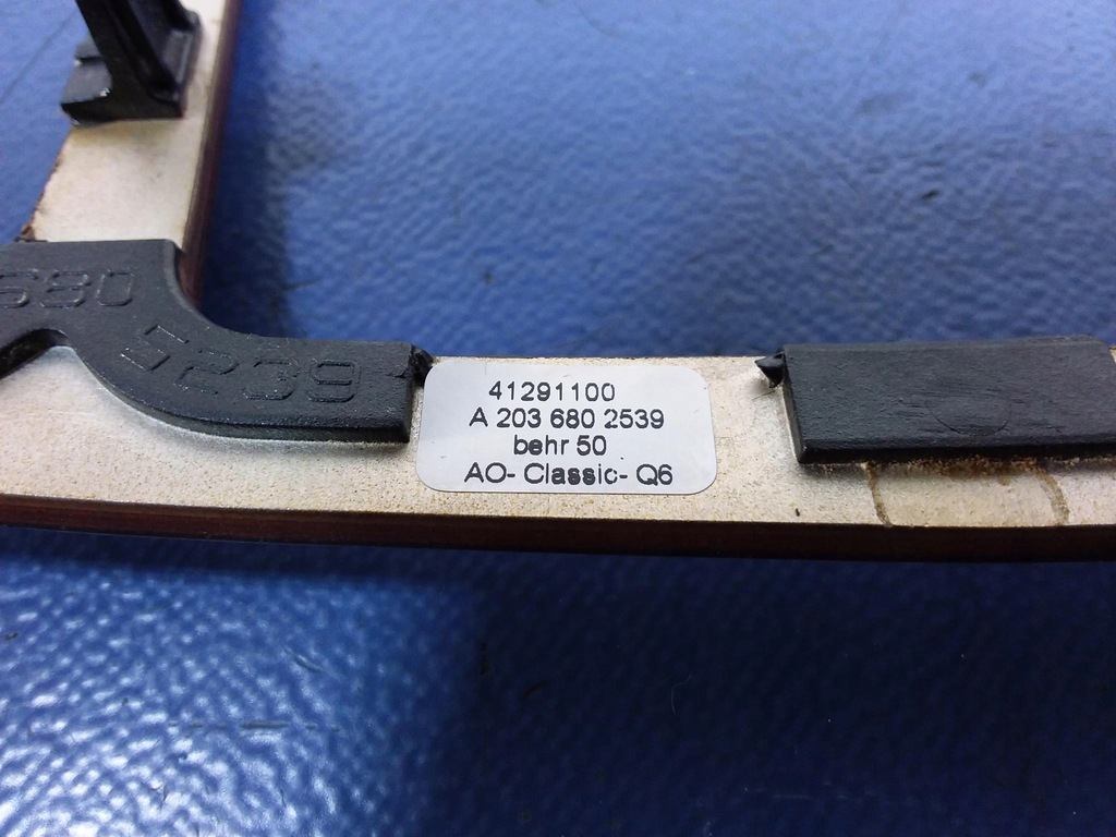 фото №6, Mercedes c w203 рамка середня drewno a2036802539