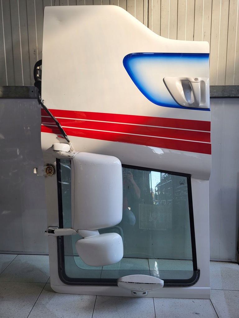 фото №2, Двері праве scania r