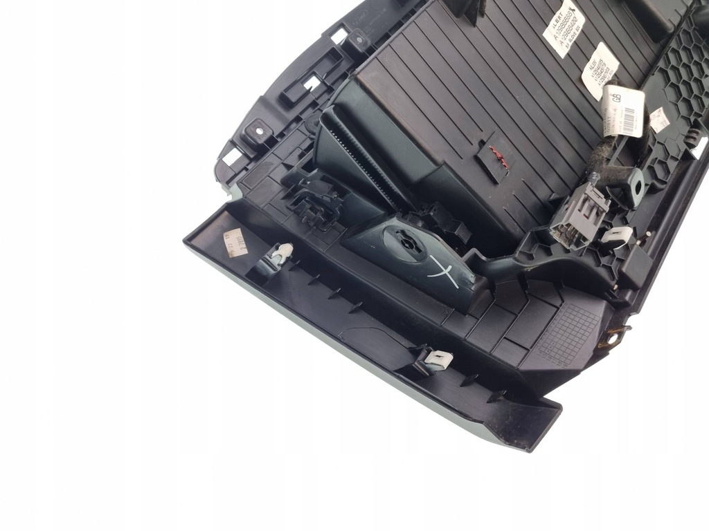 фото №7, Ford edge ii 2016 бардачок панели приборной панели / комплект