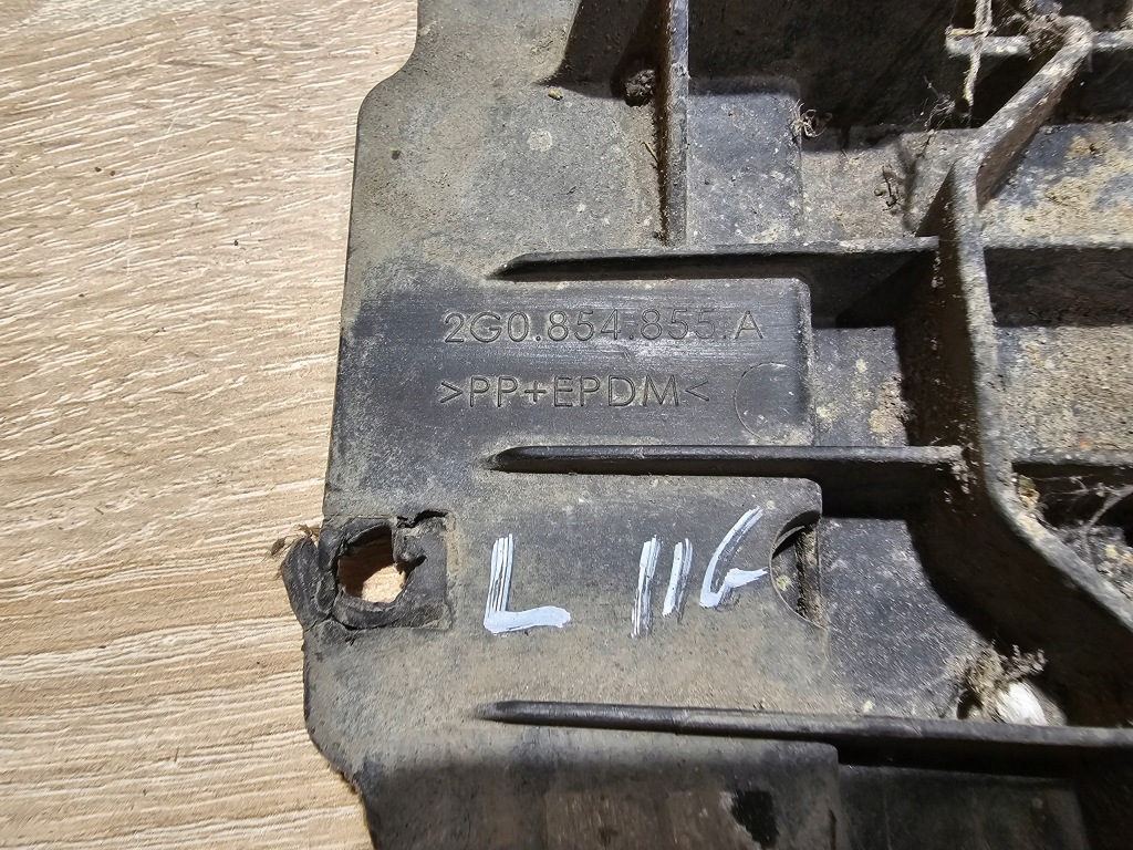 Vw polo aw mk6 2g захист поріг лівий задня бризковик 2g0854855a Доставка