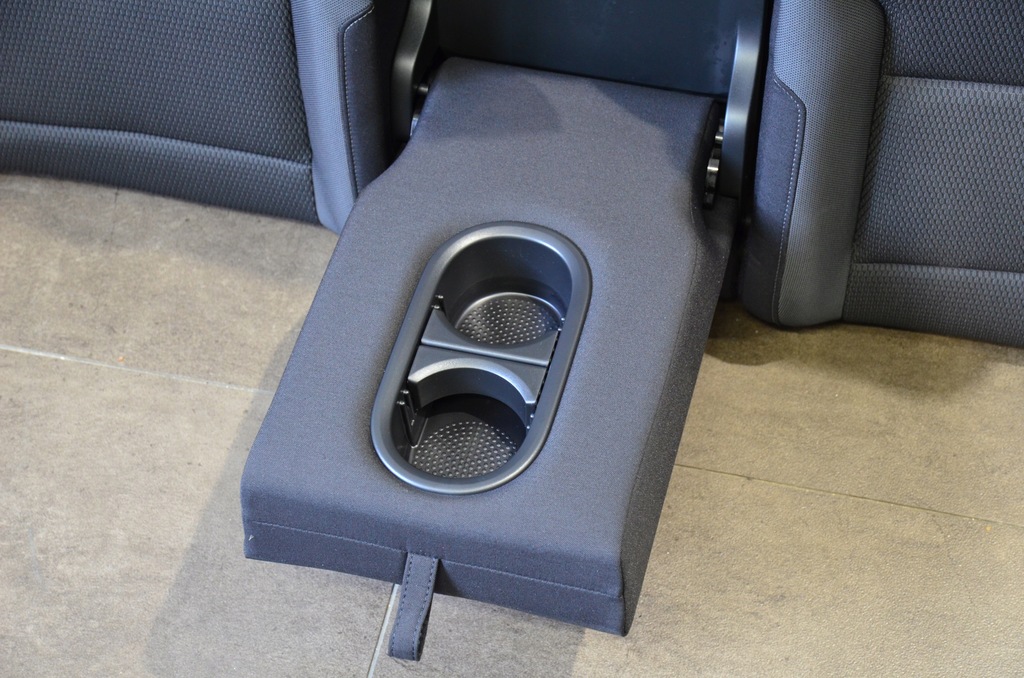 фото №15, Vw golf vii 7 lift велюровый 5d материал anglik nowe механический