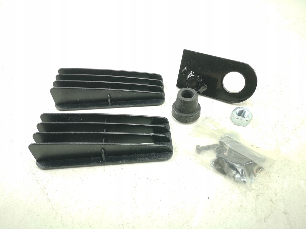 фото №10, Заглушки бампера перед suzuki swift ...-2004 nowe оригінальні 99000990yc218