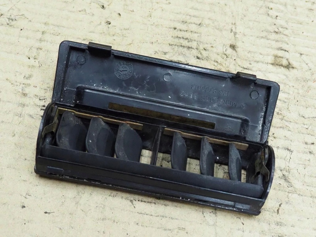 фото №13, Mercedes w126 решётка обдув 1268300013