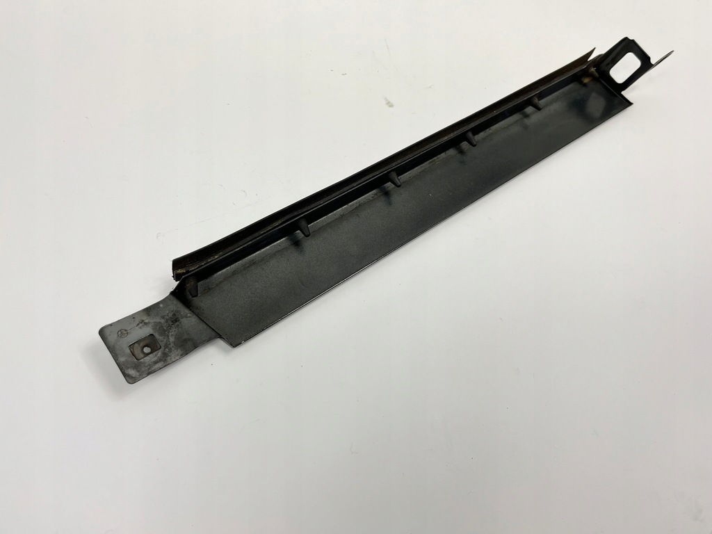 фото №9, Молдинг pod фара фара левая водителя mercedes w124 e-klasa 1993-1996