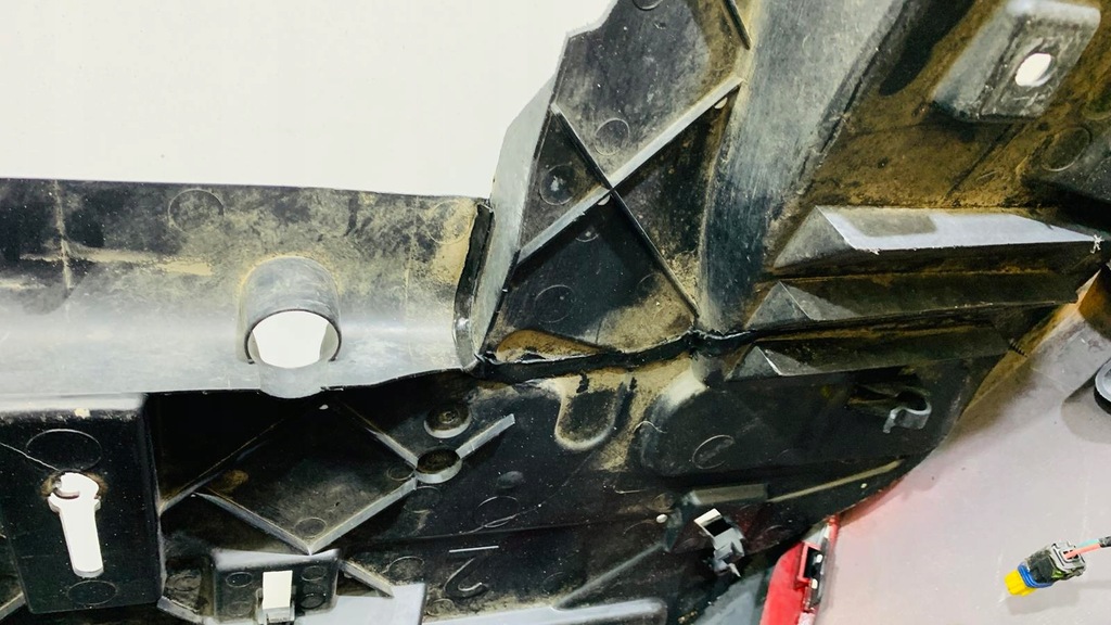 фото №14, Бампер 3008 peugeot