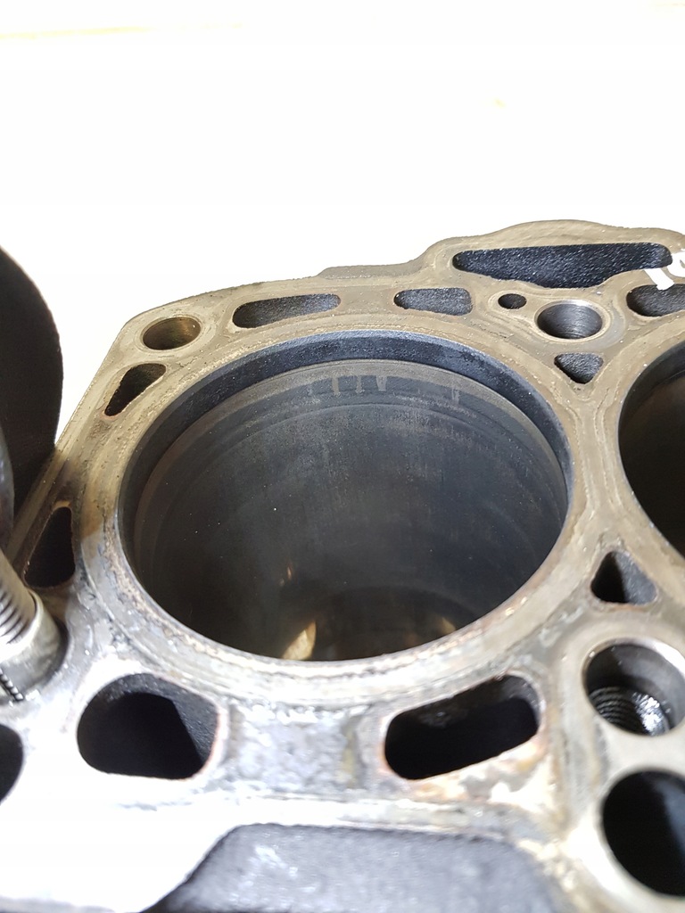 фото №13, Блок двигателя 045103021r vw audi skoda seat 1.4 tdi bms