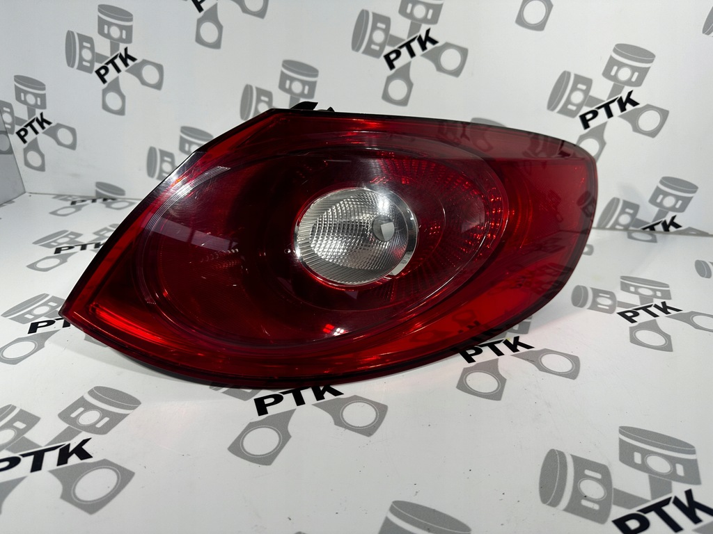 фото №1, Passat cc лампа правый задняя задняя 3c8945096d