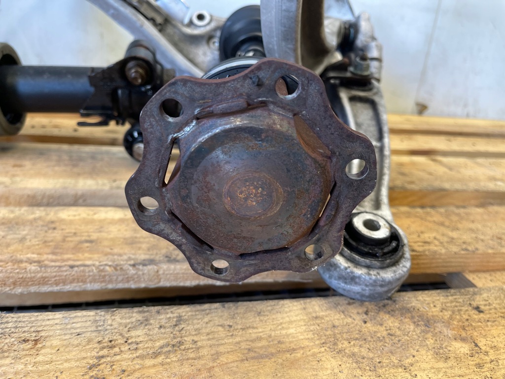 фото №12, Поворотный кулак амортизатор приводной вал правая audi a6 c7 lift 3.0tdi 4g0407242c