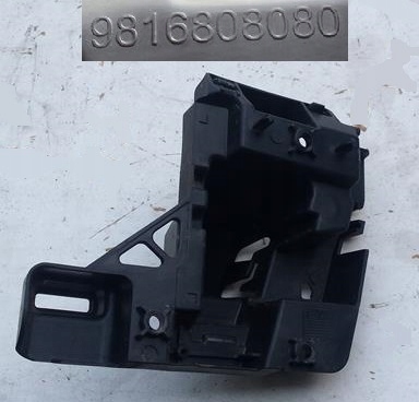 фото №1, Направляющая бампера правый задняя proace rifter 9816808080