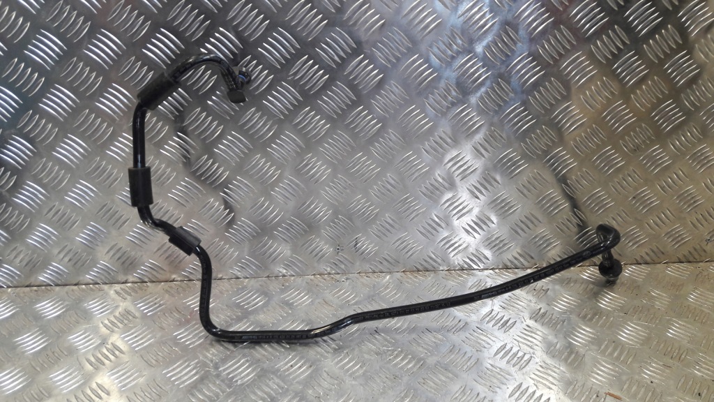 фото №1, Mercedes a w176 шланг вакууму a1764300129