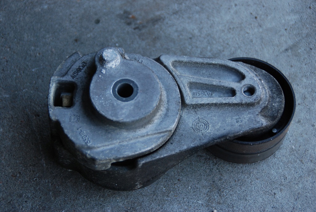 фото №4, Натяжитель ремень mercedes w164 ml a6422000470