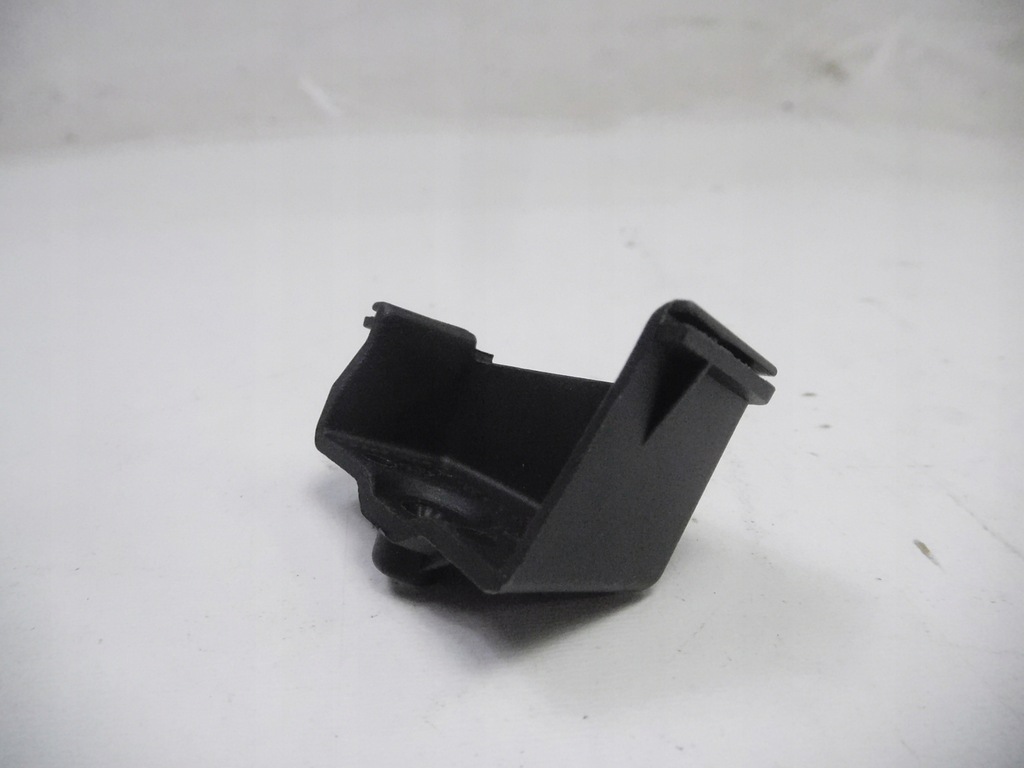 фото №7, Направляющая крышка заливной топлива 2009-2017 seat ibiza st seat 6j8810901