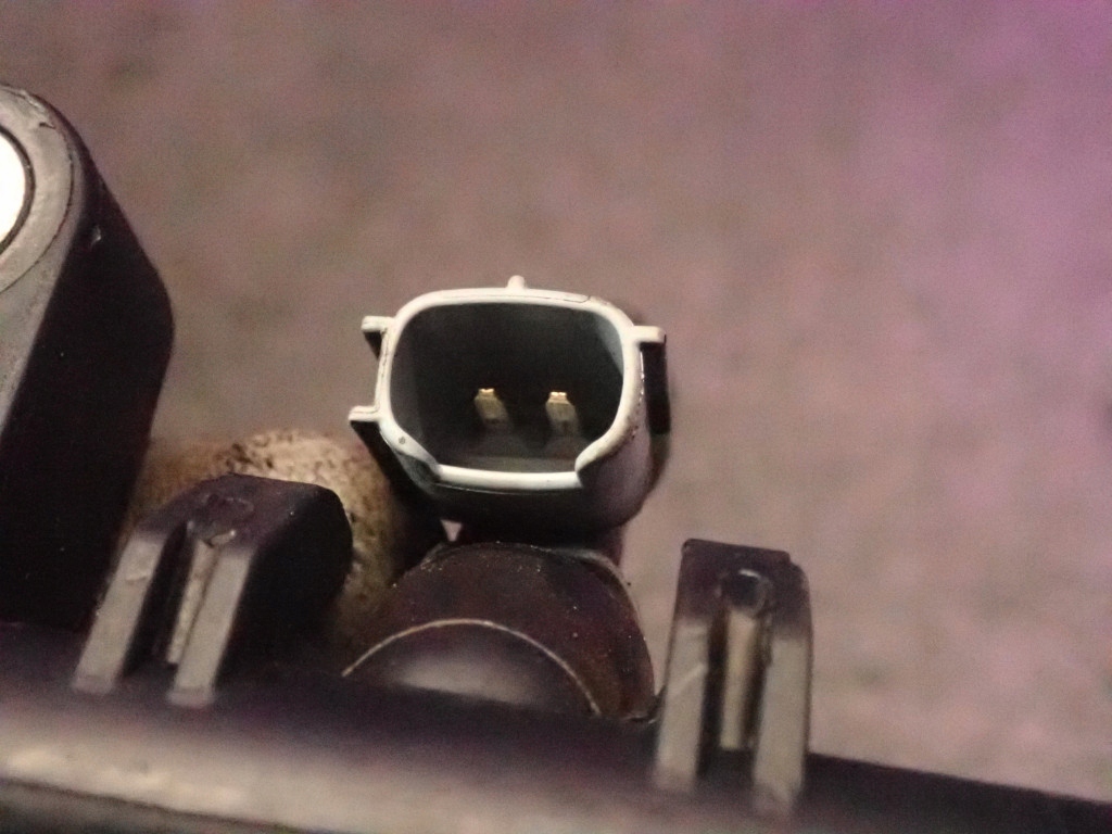 фото №7, Peugeot 107 08-12 1.0 68km молдинг впрыскная 238140q010a 23250-0q010