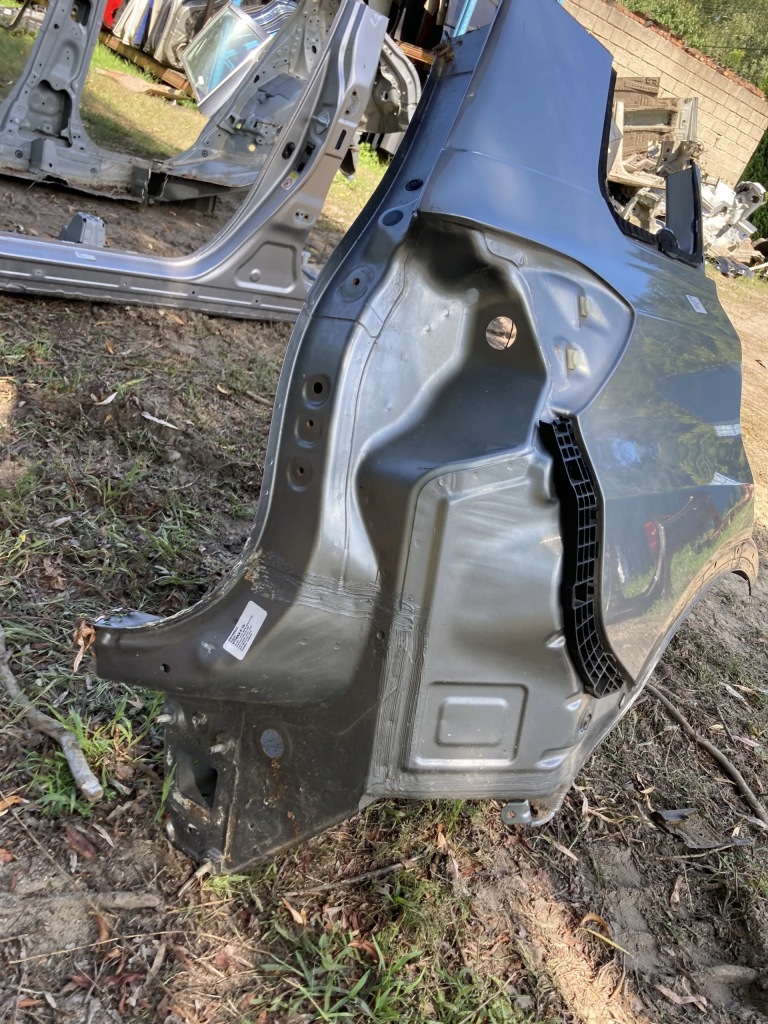 фото №1, Чверть крила правий задня suzuki vitara ii 15-